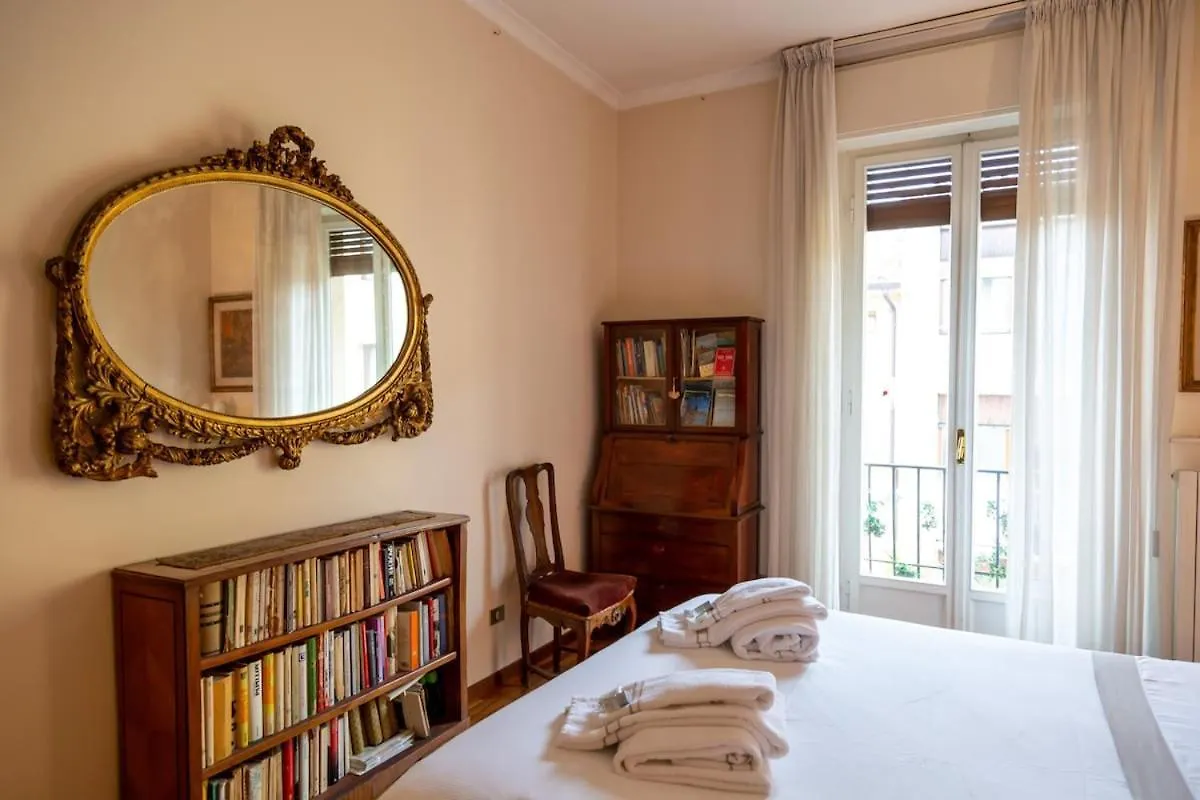 Florence Prestige Nel Heart Of Ponte Vecchio 0*,